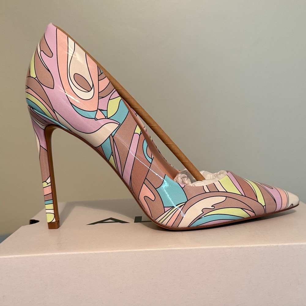 Aldo Cream Shoe Box - Picture 2 of 7
